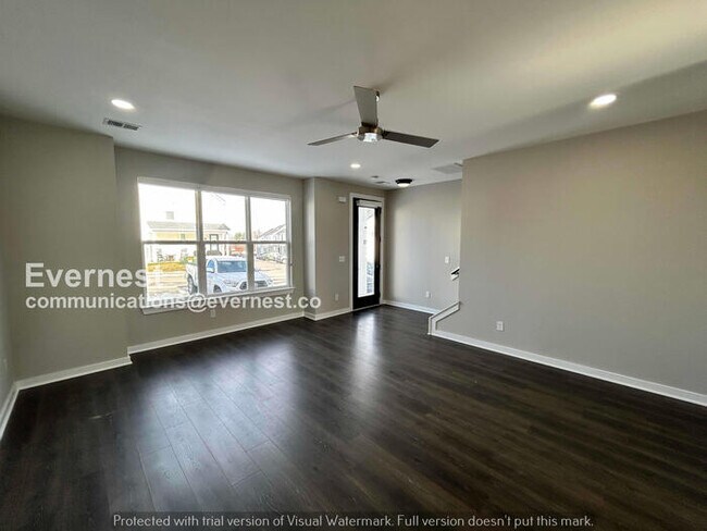 Photo - 604 Mason Ward Pl