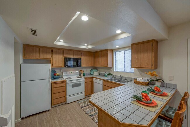 Photo - 2nd Avenue Square