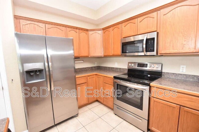 Photo - 2010 Hatteras Point