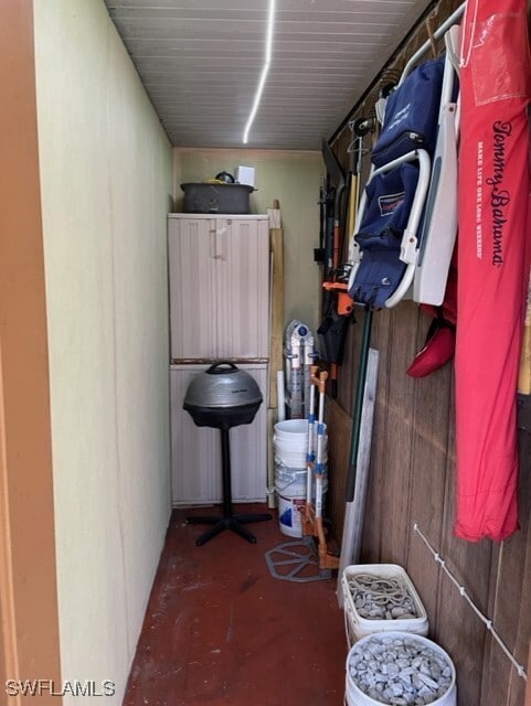 Photo - 6396 Royal Woods Dr