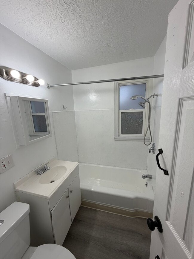 Photo - 852-852 S Central Dr Unit 846 S Central Dr