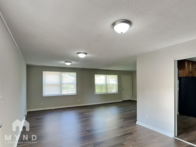 Photo - 217 Marshall Dr