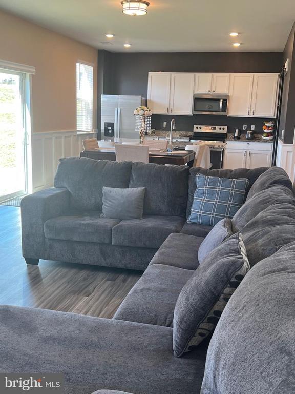 Photo - 115 Bell Tower Ln