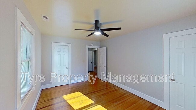 Photo - 109 N Eastern St