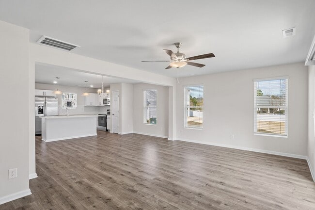 Photo - 3 Bd 2.5 Ba Townhome