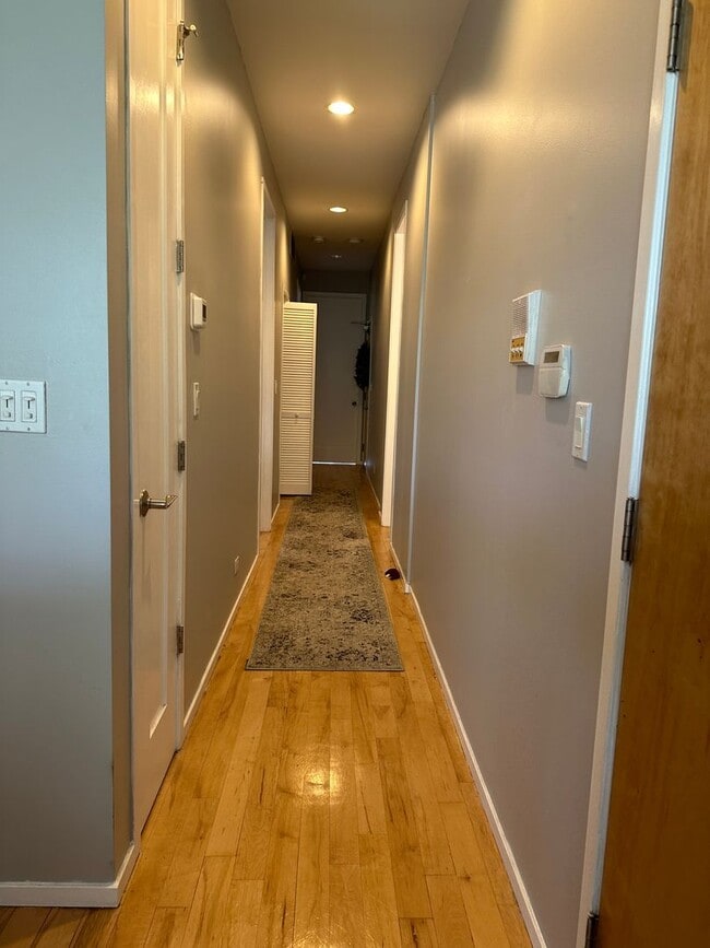 1649 W Cortland St Unit 301