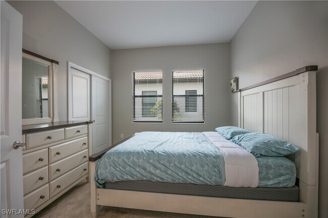 Building Photo - 1466 Artesia Dr W Rental