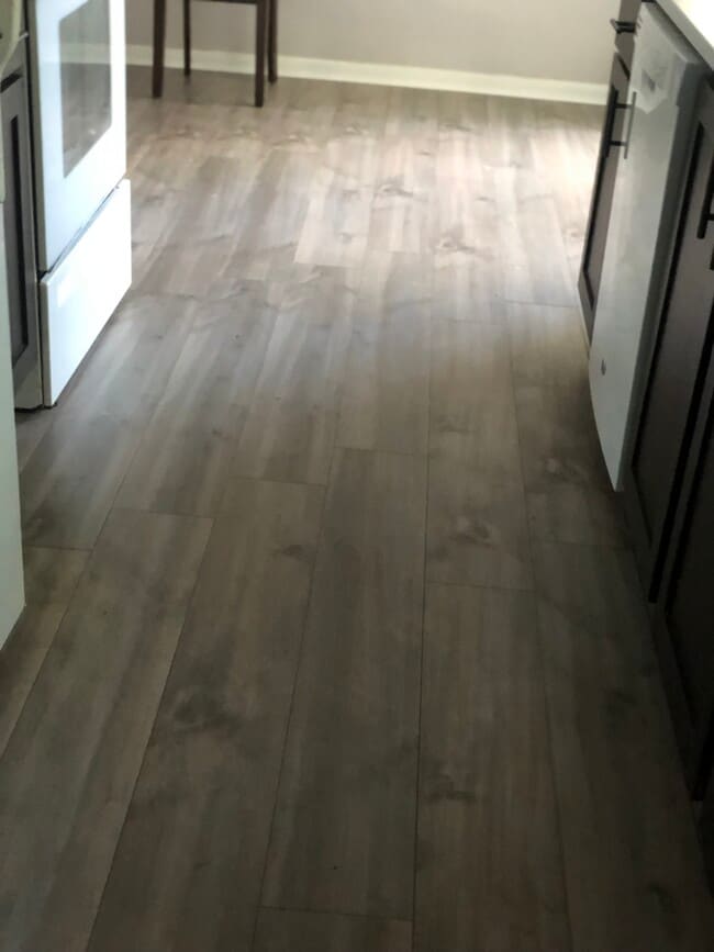 Photo - 1106 Douglas Cir