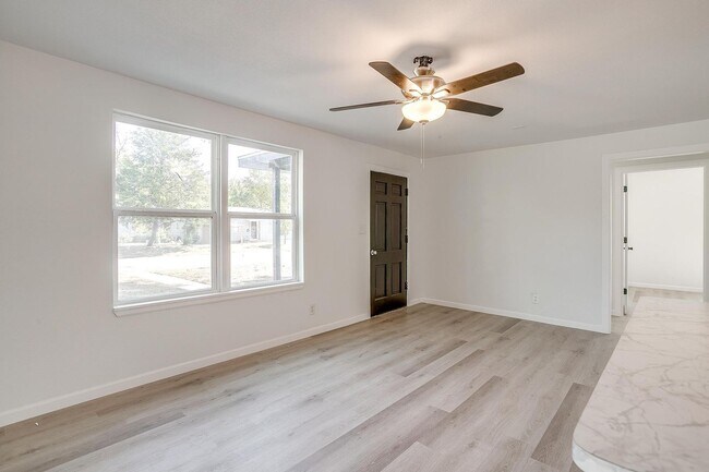 Photo - Remodeled 3 Bed, 1 Bath Home in Morningsid...