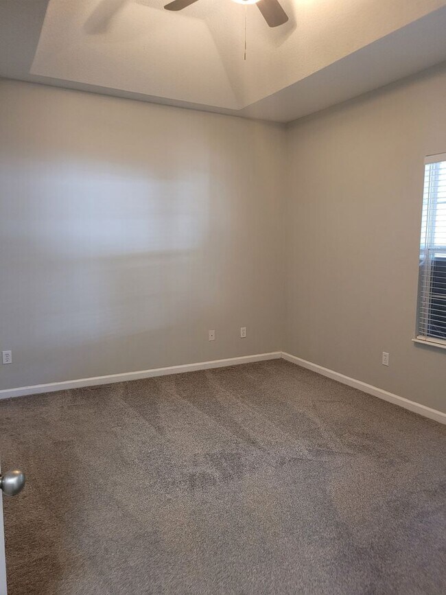 Photo - Newly renovated Three Bedroom Townhouse