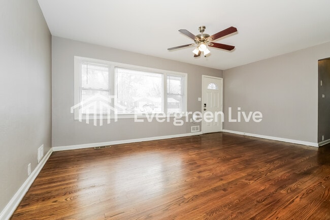 Photo - 7208 E 108th St