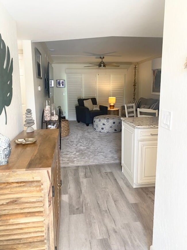 Photo - 2 bedroom 2 bathroom furnished seasonal re...