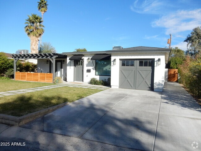 Building Photo - 4235 N 35th Way Rental