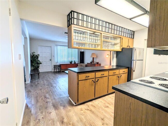 Photo - 1505 60th Ave W