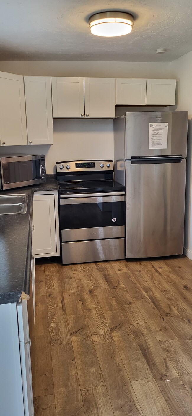 Photo - 480 E 4200 S Townhome