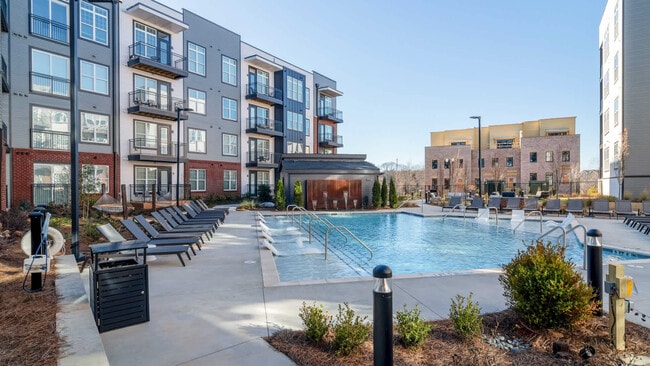 Pool - Lyric Sugar Hill Rental