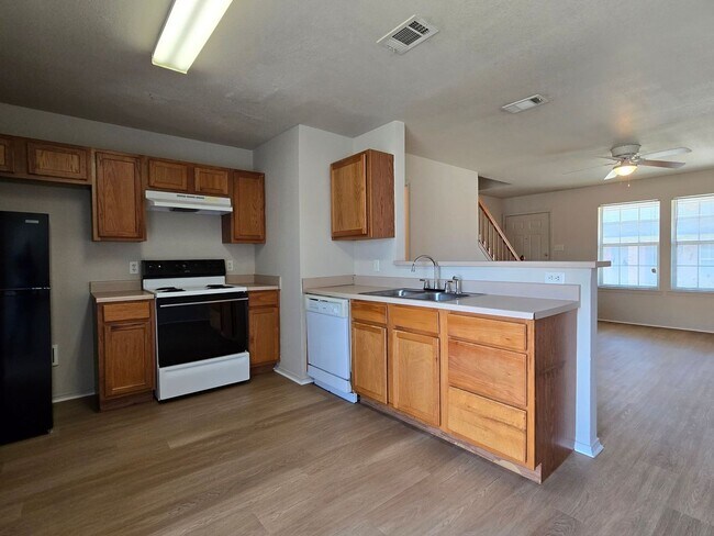 Photo - COMING SOON! Unit 3707 Malibu Lane - B