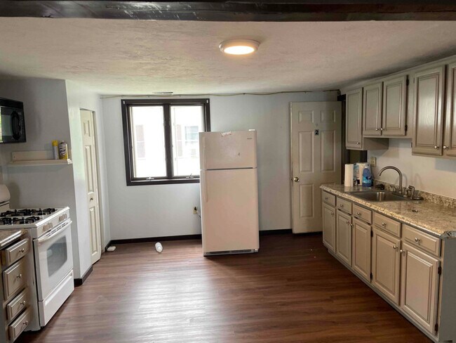 Photo - 69 Gage St Unit #2