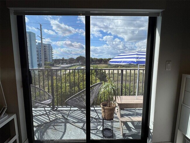 Photo - 10455 NW 82nd St Unit 32