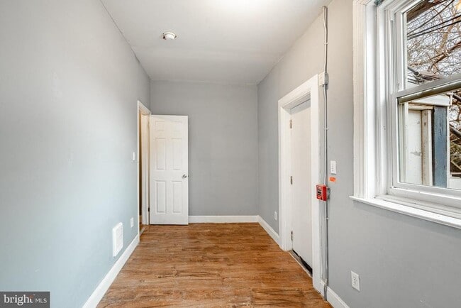 Building Photo - 5323 Angora Terrace Unit 1ST FLR.