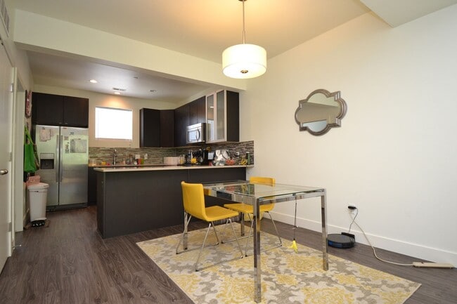 Photo - Modern 3 Bedroom 3 Full Bathroom Townhome in Midvale!!!