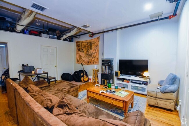 Building Photo - 173 Massachusetts Ave Rental