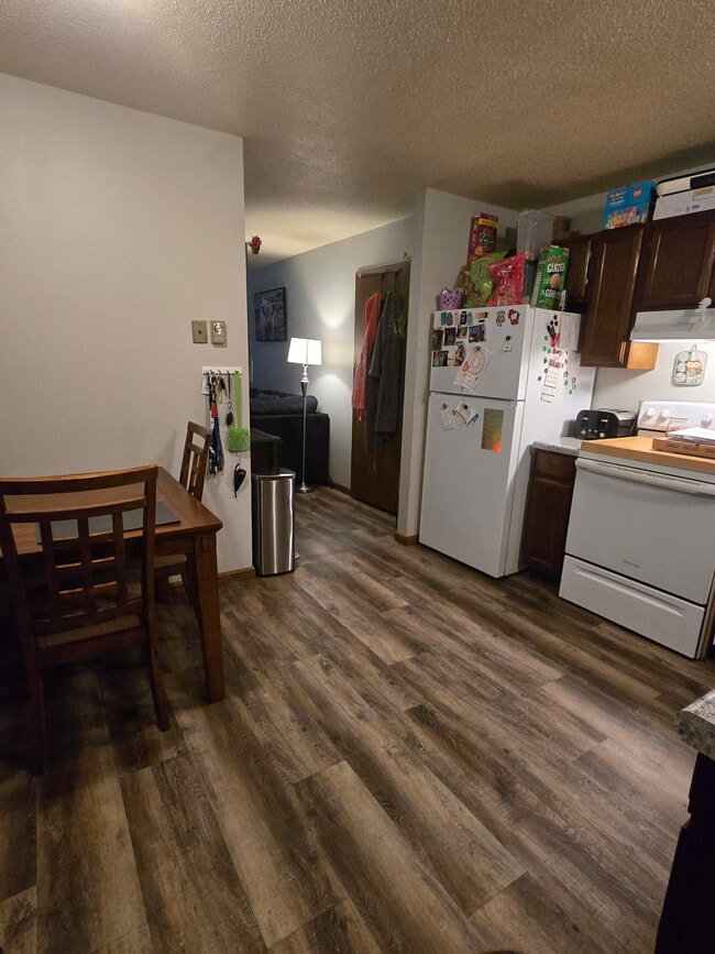 Photo - 3218 Oak Knoll Dr Unit 1