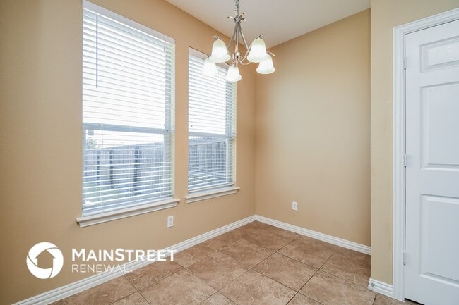 Photo - 260 Edison Ln