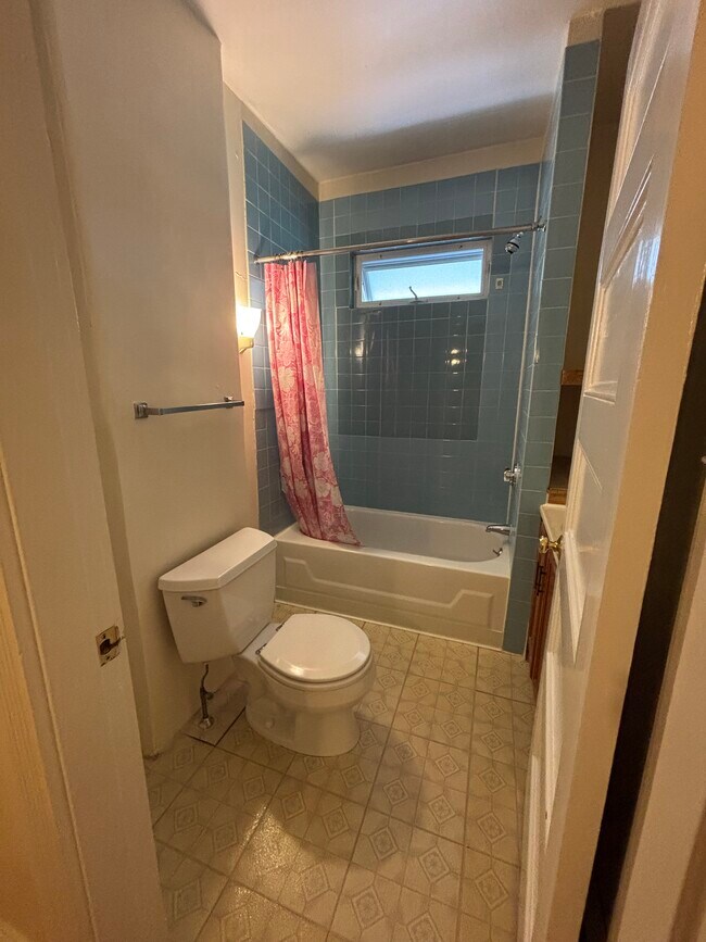Photo - 16 Maple St Unit 4