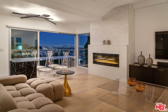 Building Photo - 1430 Miller Dr