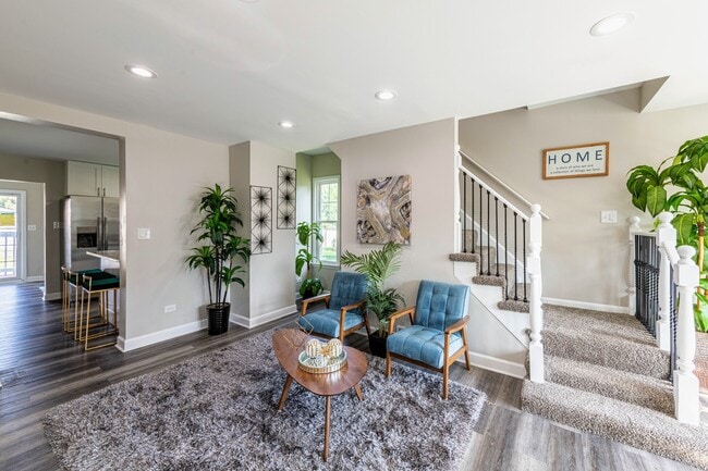 Photo - 3340 Maple Ave