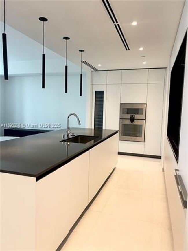 Photo - 300 Biscayne Blvd Way Unit 300 Biscayne Blvd Way 302