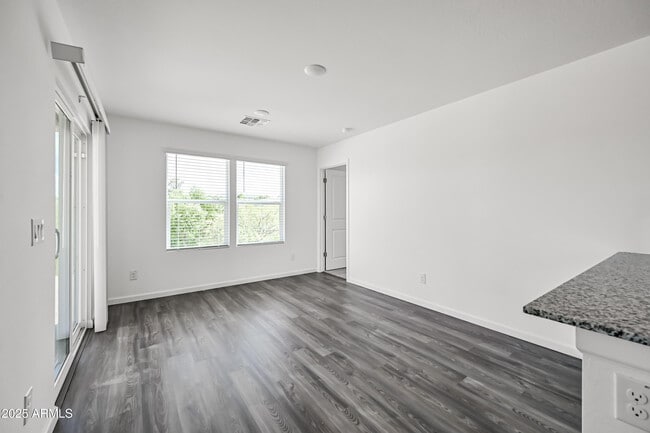 Photo - 1855 Yance Dr