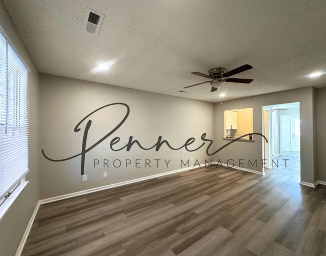 Photo - 105 SW 20th St Unit C