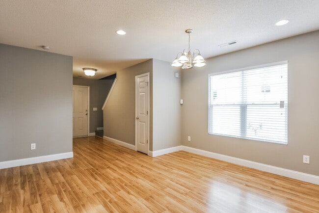 Photo - 2252 Ballston Pl