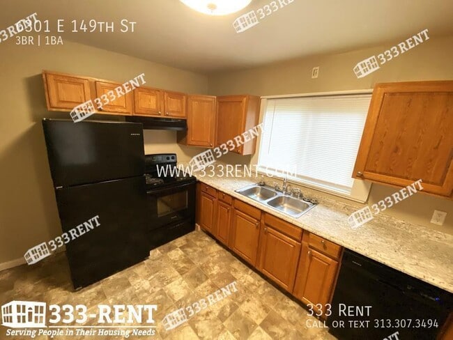 Photo - 6301 E 149th St