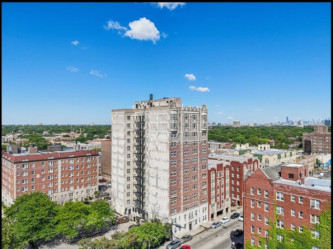 Building Photo - 7144 S Jeffery Blvd