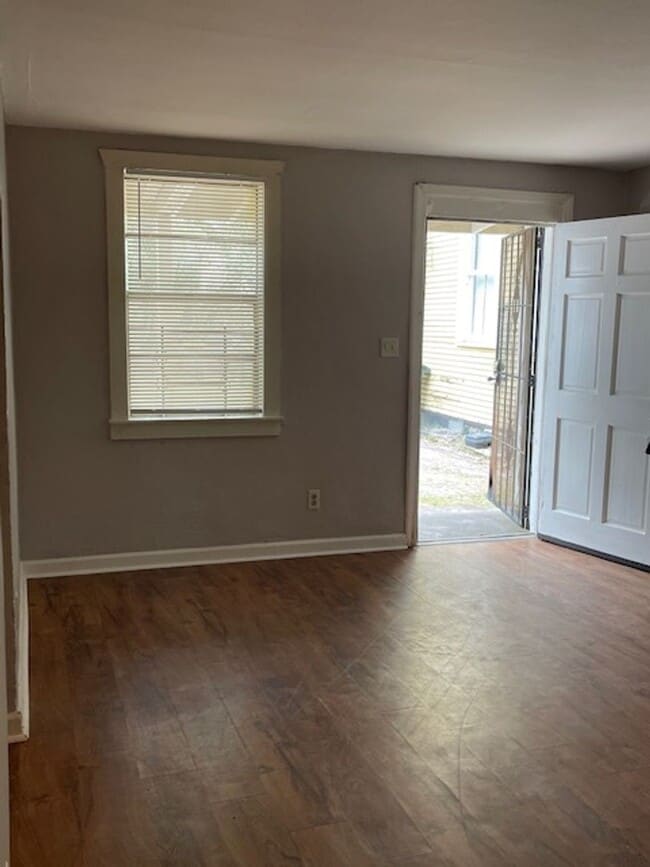 Photo - Updated Downstairs 2 Bedroom and 1 Bathroom Carriage House