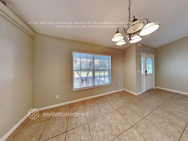 Photo - 2566 SW Hinchman St