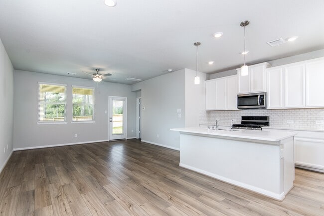 Photo - 18537 Meadow Point Ln