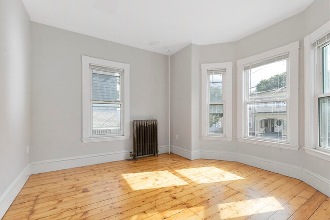 Photo - 103 Summer St