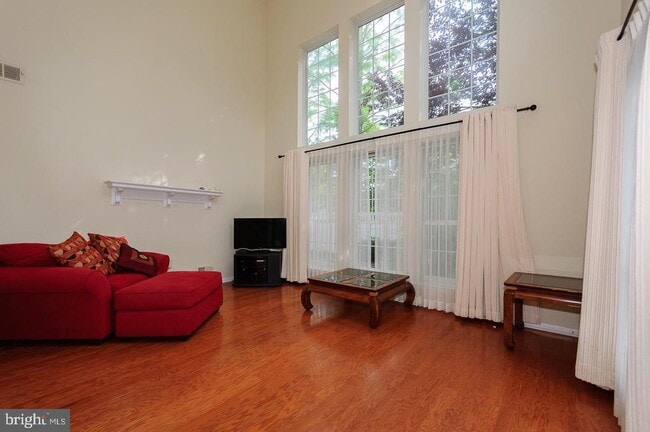 Photo - 109 Deer Run Ct