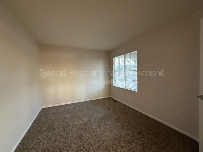 Photo - 10533 Joplin St