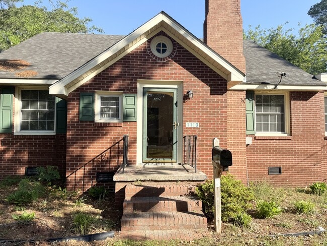 Photo - 1110 W Main St