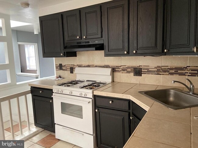 Photo - 3711 Lancaster Ave