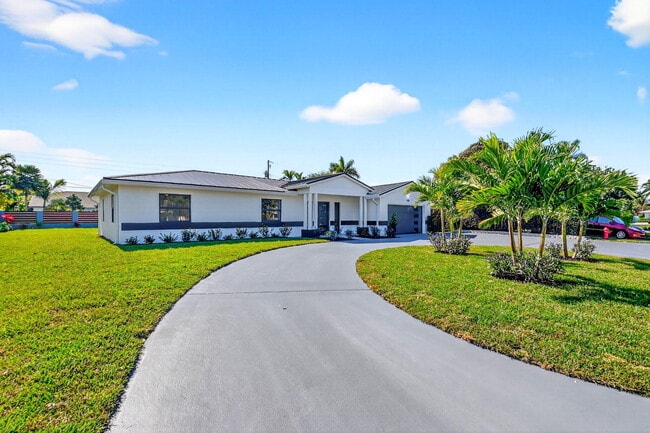 Photo - 1410 Beta Ct N