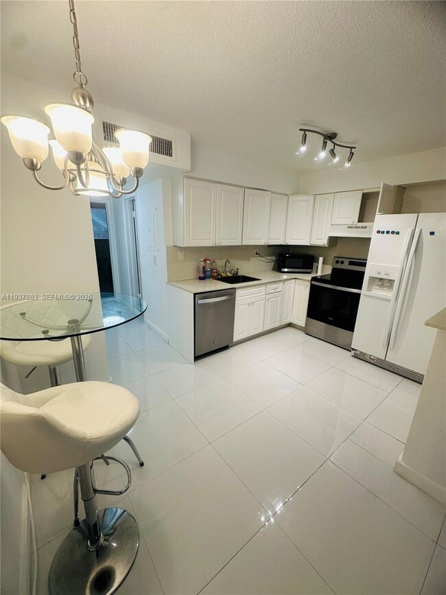 Photo - 1120 102nd St Unit 4