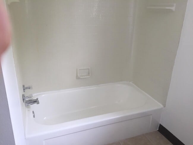 Photo - 4976 Labelle Dr