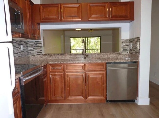 Photo - 3130 Millwood Terrace Unit 2120
