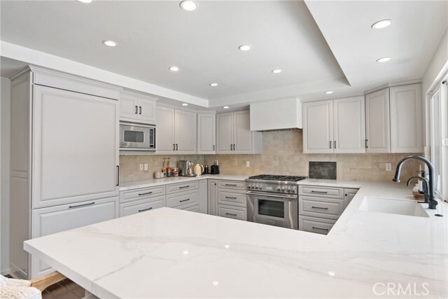 Photo - 285 Sierks St